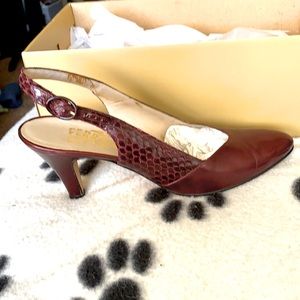 SALVATORE FERRAGAMO shoes